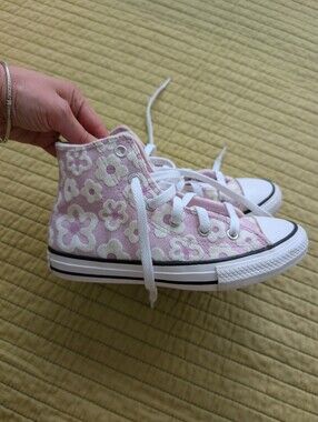 Converse Chuck Taylor All Star Pink Floral High Top Sneakers Youth Size 1
